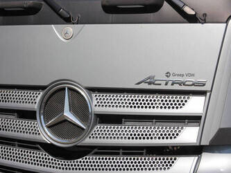 2012-mercedes-benz-actros-1459981-47629839