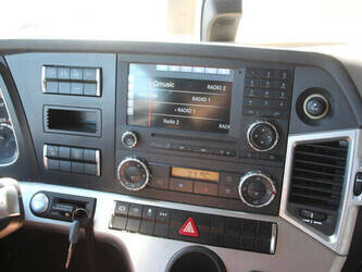 2012-mercedes-benz-actros-1459981-47629875