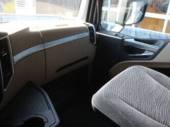 2012-mercedes-benz-actros-1459981-47629880