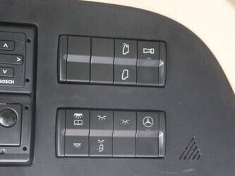 2012-mercedes-benz-actros-1459981-47629884
