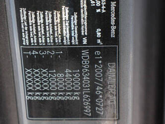 2012-mercedes-benz-actros-1459981-47629887