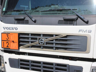 2005-volvo-fm9-300-1459983-47629974