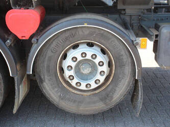 2005-volvo-fm9-300-1459983-47629986