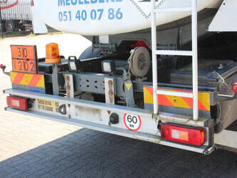 2005-volvo-fm9-300-1459983-47629989