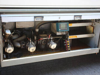 2005-volvo-fm9-300-1459983-47629991