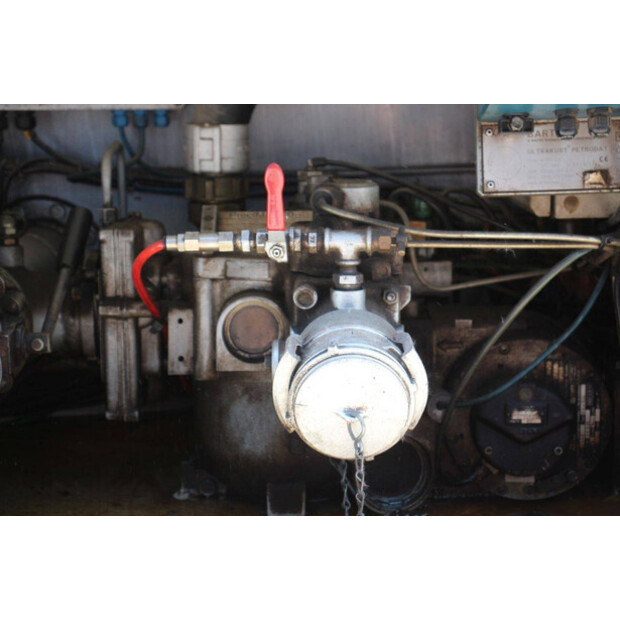 2005 Volvo FM9 300-47629995