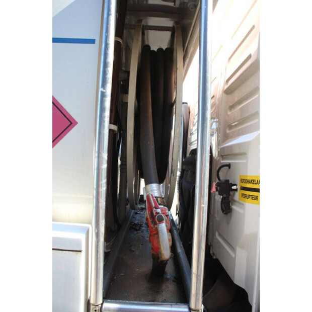 2005 Volvo FM9 300-47630000