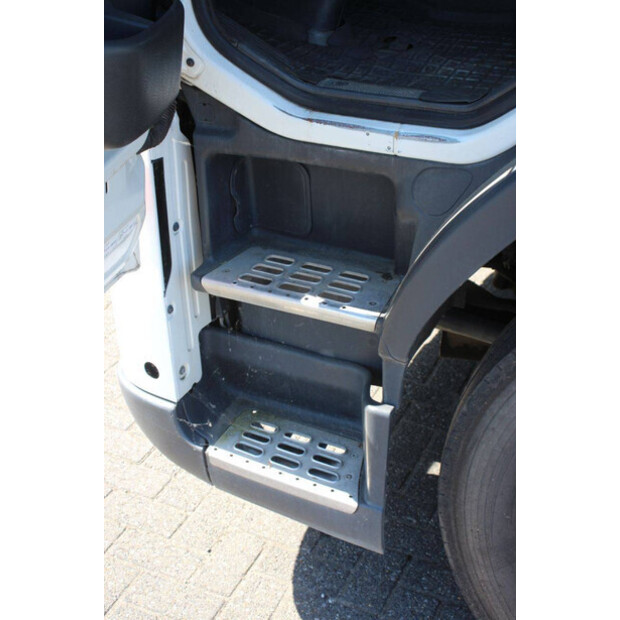 2005 Volvo FM9 300-47630008