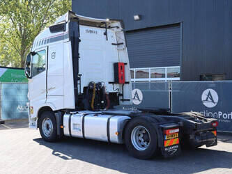 2018-volvo-fh420-1459985-47630113