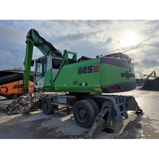 2018 SENNEBOGEN 825-47639428