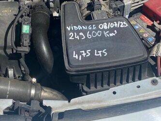 2013-renault-twingo-1460082-47643158
