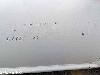 2013-peugeot-208-1460083-47643190