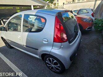 peugeot-107-1460085-47643258