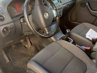 2009-volkswagen-golf-1460088-47643343