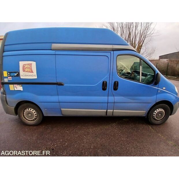 2013 Renault Trafic-47643368
