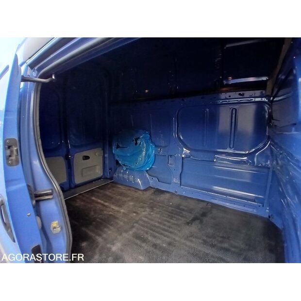 2013 Renault Trafic-47643370