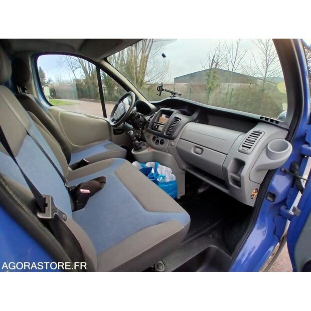 2013 Renault Trafic-47643377