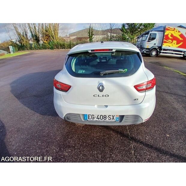 2016 Renault Clio-47643408