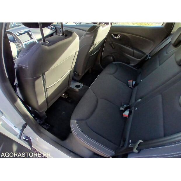 2016 Renault Clio-47643414
