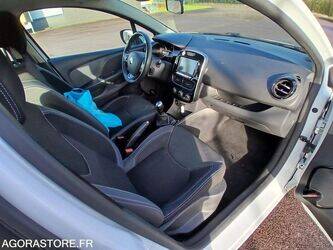 2016-renault-clio-1460092-47643417