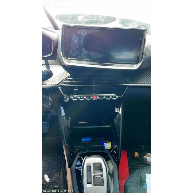 2025 بيجو 208-47643435