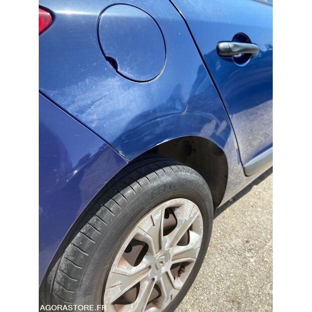 2009 Renault Megane-47643559