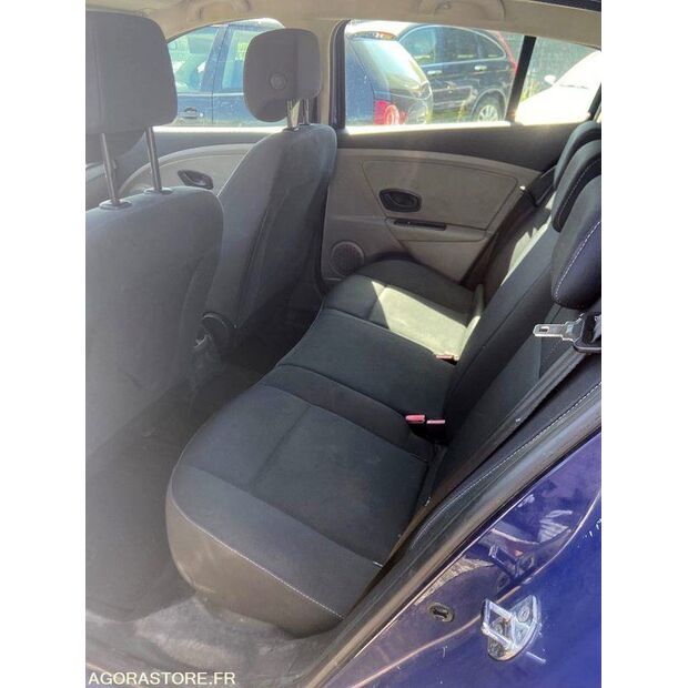 2009 Renault Megane-47643563
