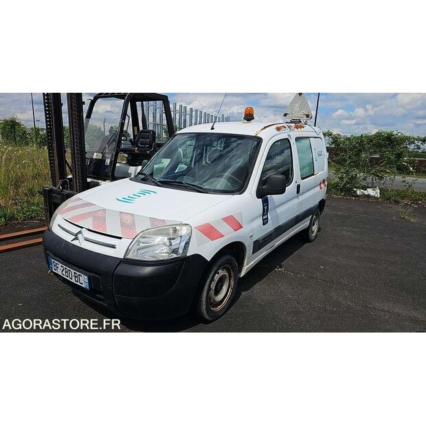2010 Citroen BERLINGO-47643599