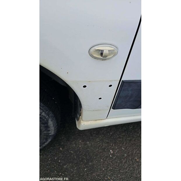 2010 Citroen BERLINGO-47643617