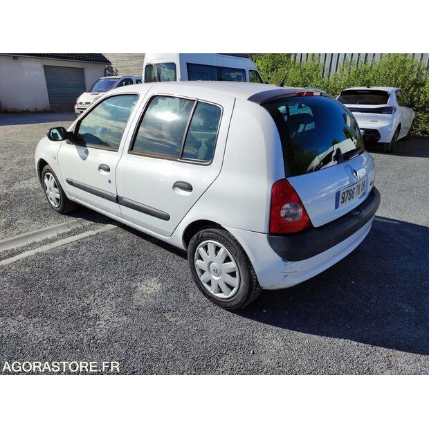 2006 Renault Clio-47643801