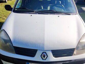 2006-renault-clio-1460105-47643808