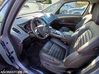 2019-renault-espace-1460106-47643818