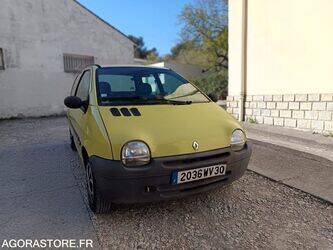 1999-renault-twingo-1460110-47643888