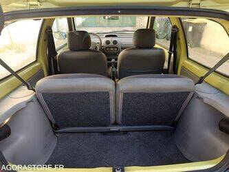 1999-renault-twingo-1460110-47643895
