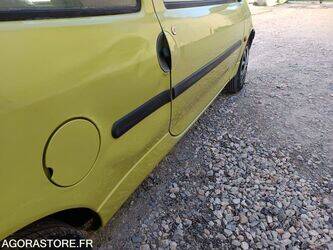 1999-renault-twingo-1460110-47643896