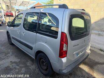 2010-citroen-berlingo-1460111-47643926