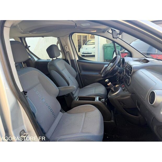 2010 Citroen BERLINGO-47643932