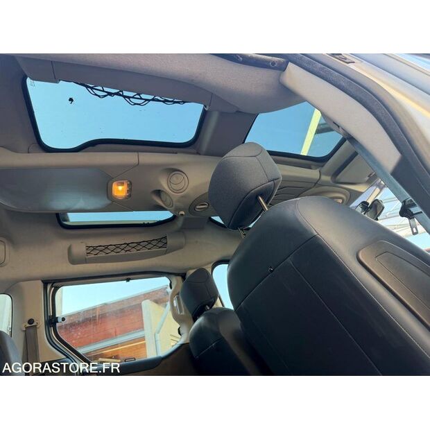 2010 Citroen BERLINGO-47643933