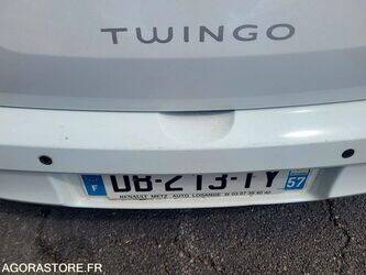 2013-renault-twingo-1460112-47643968