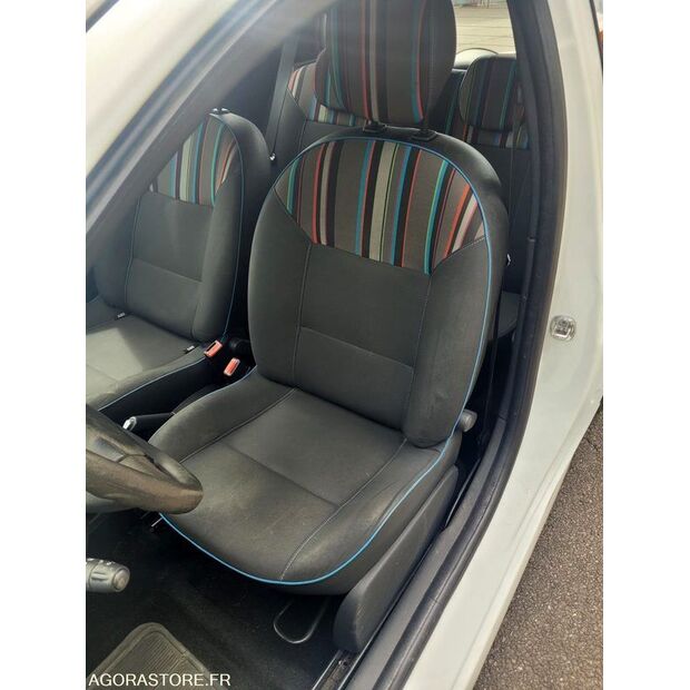 2013 رينو Twingo-47643985