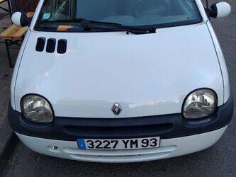 صورة ل سيارات 2004 رينو Twingo