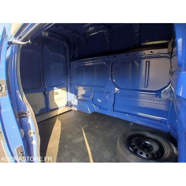 2012 Renault Trafic-47644148