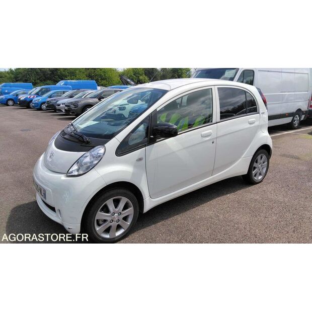 2013 Peugeot ION-47644159