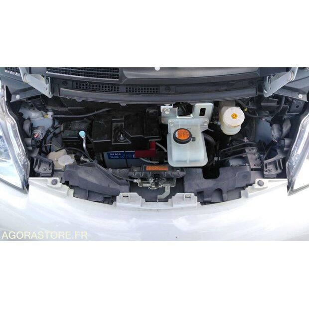 2013 Peugeot ION-47644167