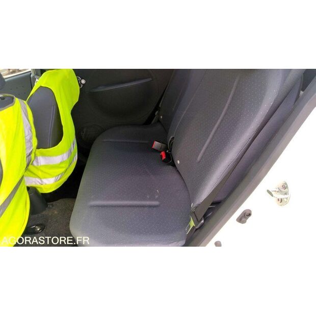 2013 Peugeot ION-47644175