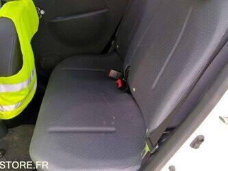 2013-peugeot-ion-1460122-47644175