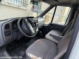 2003-ford-transit-1460124-47644224