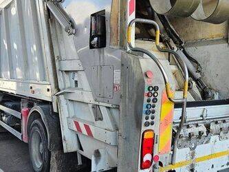 2012-renault-midlum-1460127-47644318