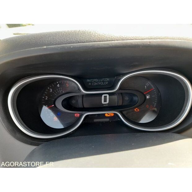 2017 Renault Trafic-47644448
