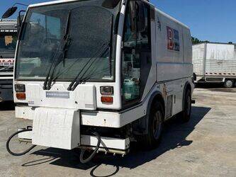 صورة ل المركبات التجارية بوشر City Cat 5000